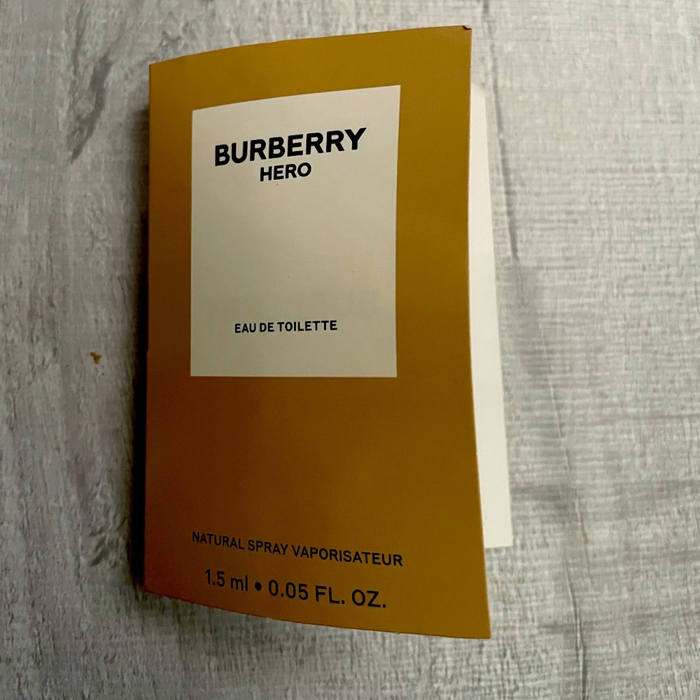 Nwt Burberry Hero